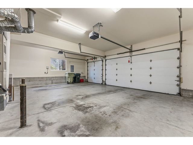 13979 Nw GREENWOOD Dr, Portland, OR 97229