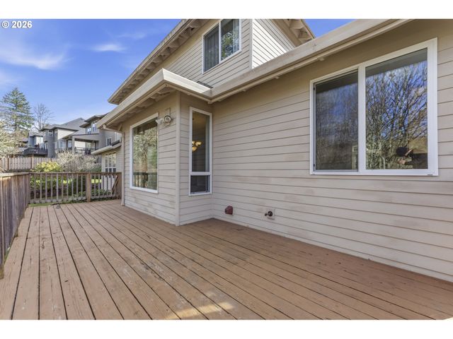 13979 Nw GREENWOOD Dr, Portland, OR 97229