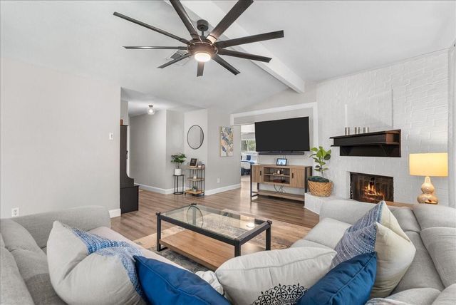 2426 Laura Lane, Pearland, TX 77581