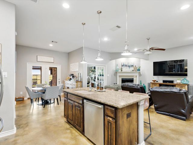 111 Petes Court, Ponder, TX 76259