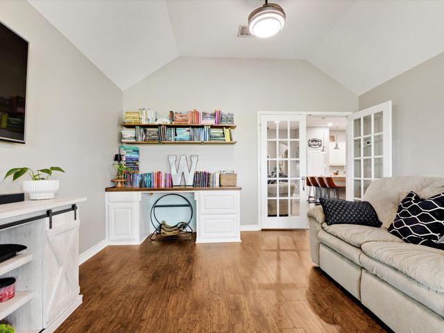 111 Petes Court, Ponder, TX 76259