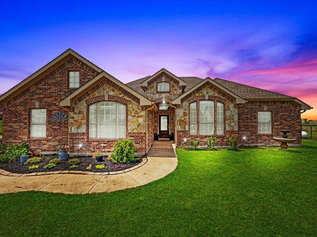 111 Petes Court, Ponder, TX 76259