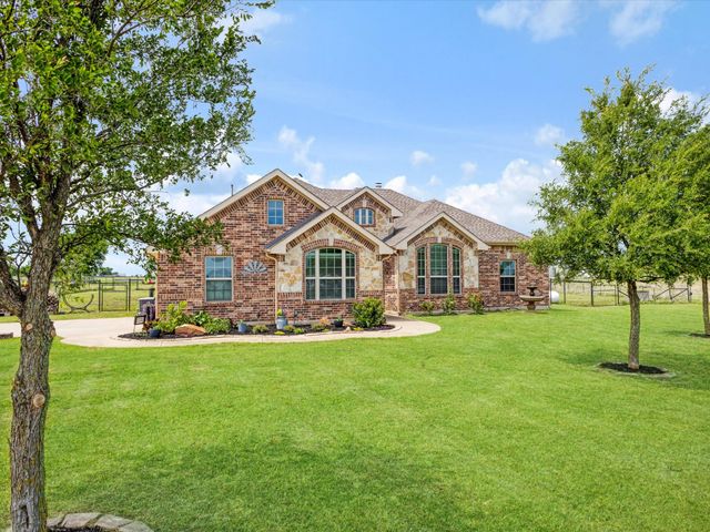 111 Petes Court, Ponder, TX 76259