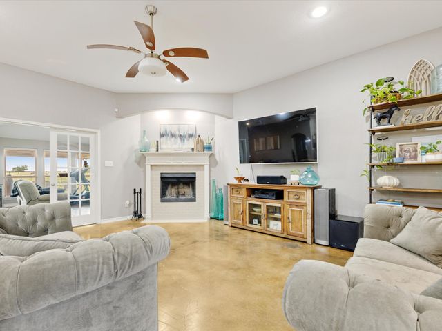 111 Petes Court, Ponder, TX 76259