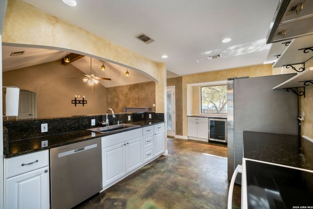 7815 Merrywood, San Antonio, TX 78250