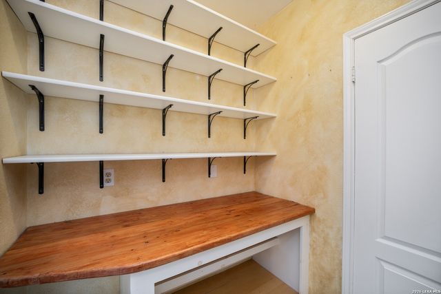 7815 Merrywood, San Antonio, TX 78250