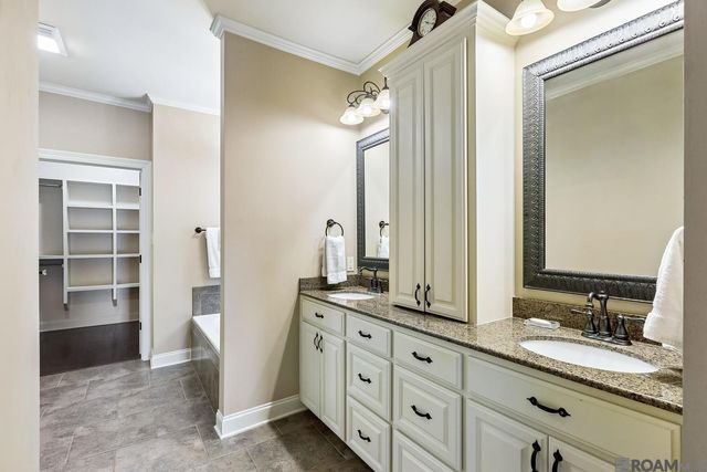 17036 Blue Ridge Rd, Prairieville, LA 70769