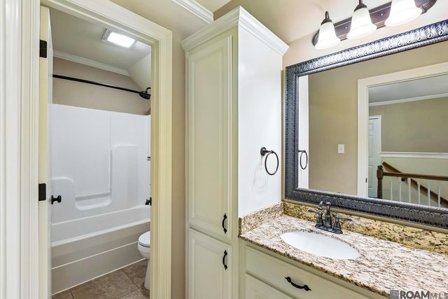 17036 Blue Ridge Rd, Prairieville, LA 70769