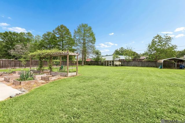 17036 Blue Ridge Rd, Prairieville, LA 70769