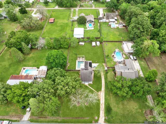 17036 Blue Ridge Rd, Prairieville, LA 70769