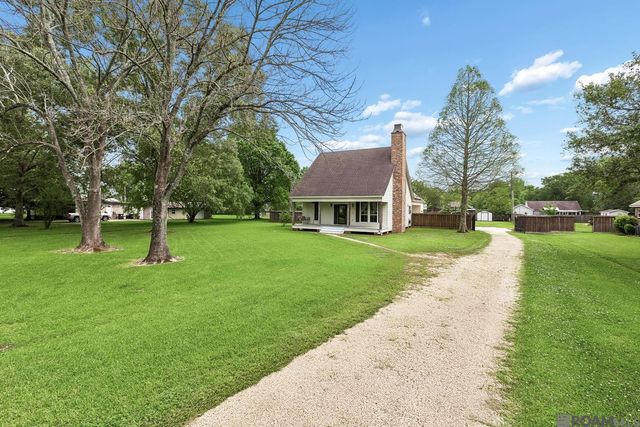 17036 Blue Ridge Rd, Prairieville, LA 70769
