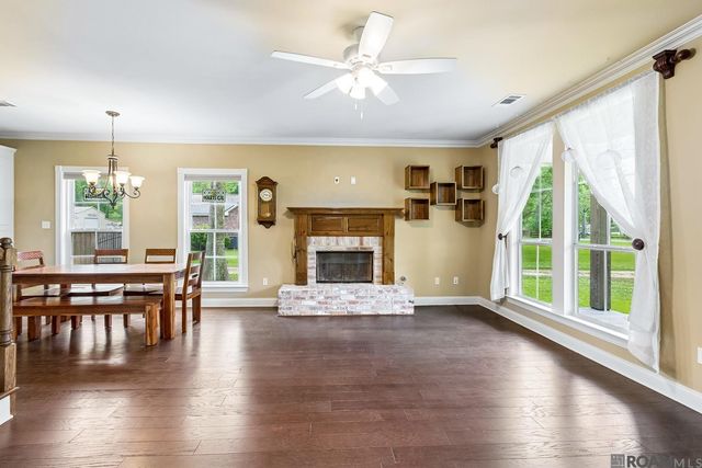 17036 Blue Ridge Rd, Prairieville, LA 70769