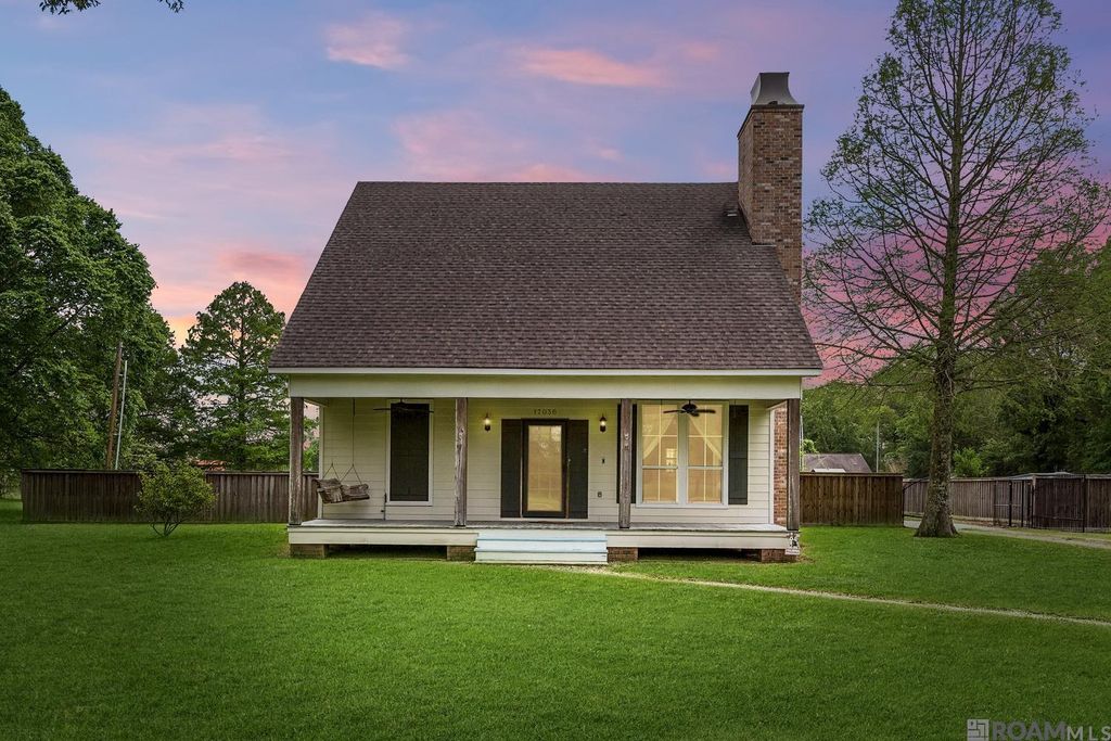 17036 Blue Ridge Rd, Prairieville, LA 70769