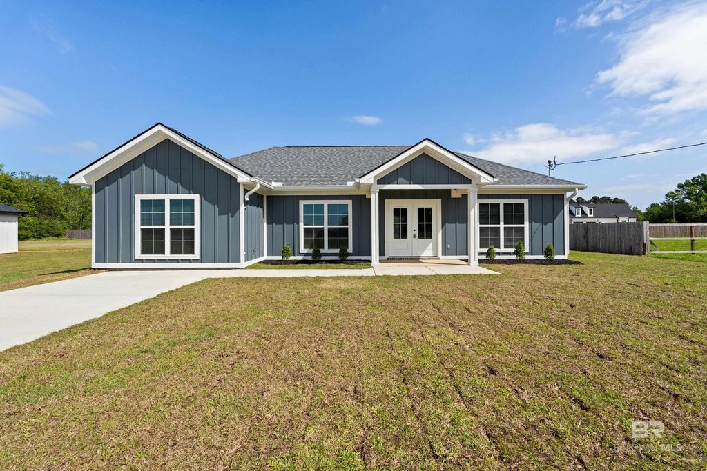 9966 Lighthouse Avenue, Grand Bay, AL 36541
