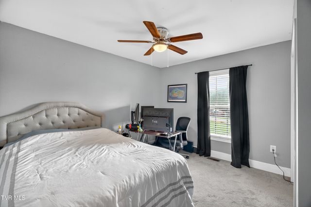 1109 Greenlee Drive, Jonesborough, TN 37659