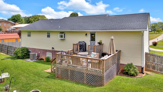 1109 Greenlee Drive, Jonesborough, TN 37659