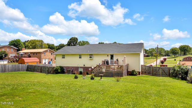 1109 Greenlee Drive, Jonesborough, TN 37659