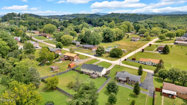 1109 Greenlee Drive, Jonesborough, TN 37659