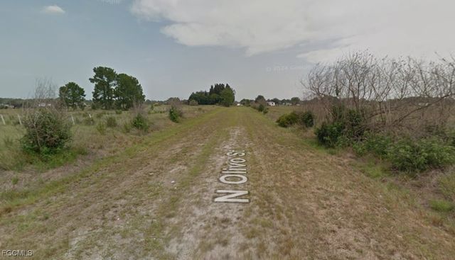 545 N Olivo ST, Montura Ranches, FL 33440