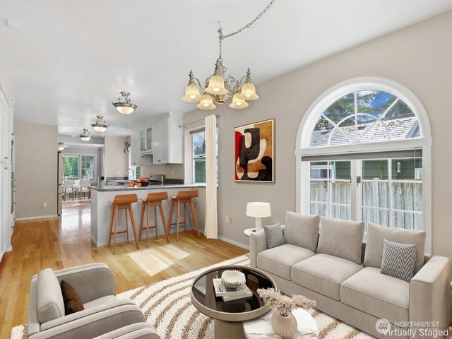 31422 7th Place SW, Federal Way, WA 98023