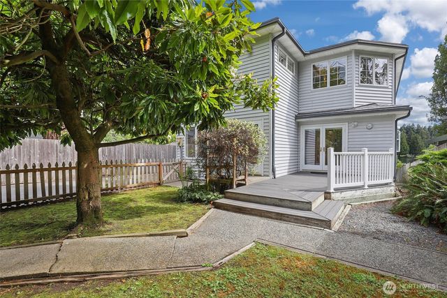 31422 7th Place SW, Federal Way, WA 98023