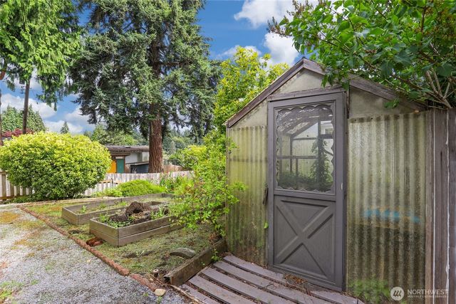 31422 7th Place SW, Federal Way, WA 98023