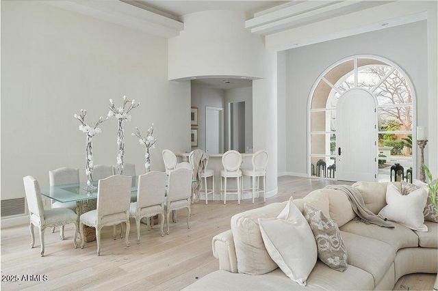 7121 E FOOTHILL Drive, Paradise Valley, AZ 85253