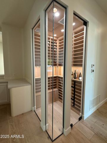 7121 E FOOTHILL Drive, Paradise Valley, AZ 85253