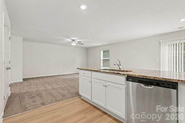 6032 Lowe Lane, Charlotte, NC 28214