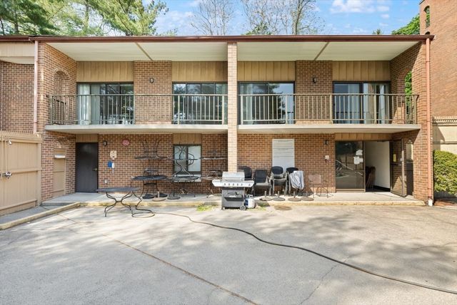 190 High St 509, Medford, MA 02155