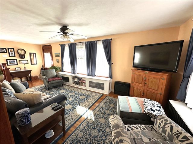 44 George Street, Westerly, RI 02891