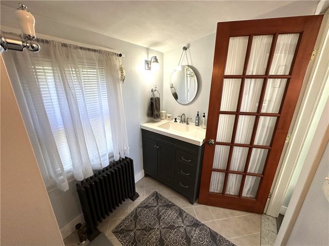 44 George Street, Westerly, RI 02891