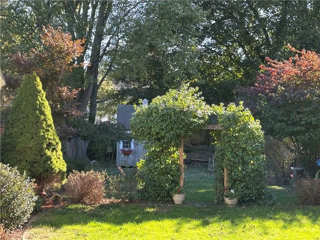 44 George Street, Westerly, RI 02891