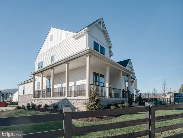 1606 HOBBLE TRL, Frederick, MD 21702