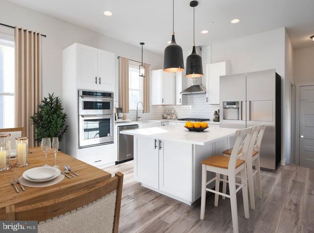 1606 HOBBLE TRL, Frederick, MD 21702