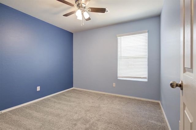 621 Fox Hollow Court, Newcastle, OK 73065