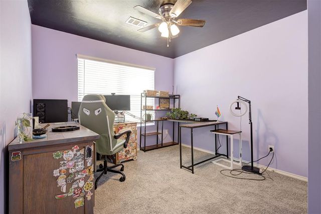 621 Fox Hollow Court, Newcastle, OK 73065