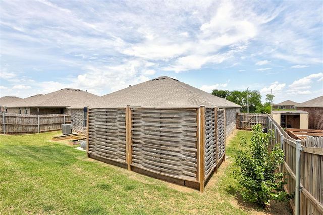 621 Fox Hollow Court, Newcastle, OK 73065