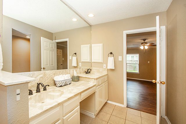 3905 Denham Way, Plano, TX 75023
