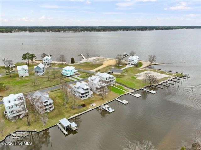 94 Maritime Court, Chocowinity, NC 27817