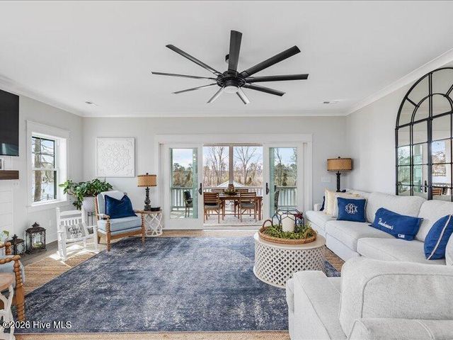 94 Maritime Court, Chocowinity, NC 27817