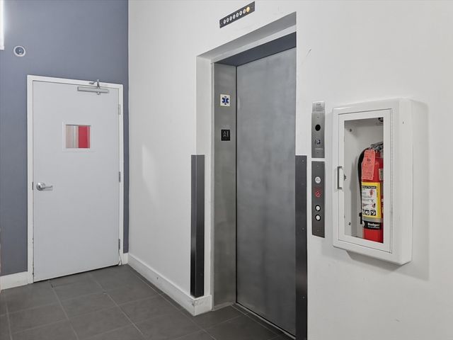 13-17 Willow Street 203, Lynn, MA 01901