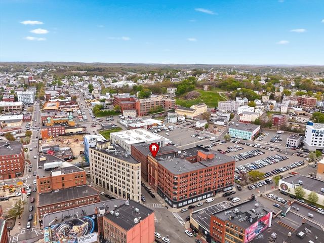 13-17 Willow Street 203, Lynn, MA 01901
