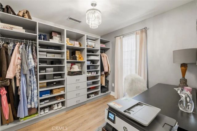 10738 Bloomfield, Toluca Lake, CA 91602