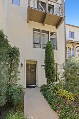 10738 Bloomfield, Toluca Lake, CA 91602