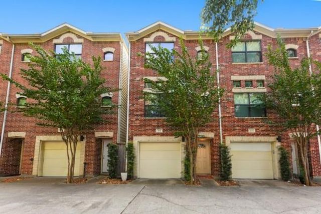 8710 Beverlyhill Street 204, Houston, TX 77063
