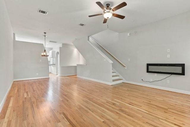 8710 Beverlyhill Street 204, Houston, TX 77063