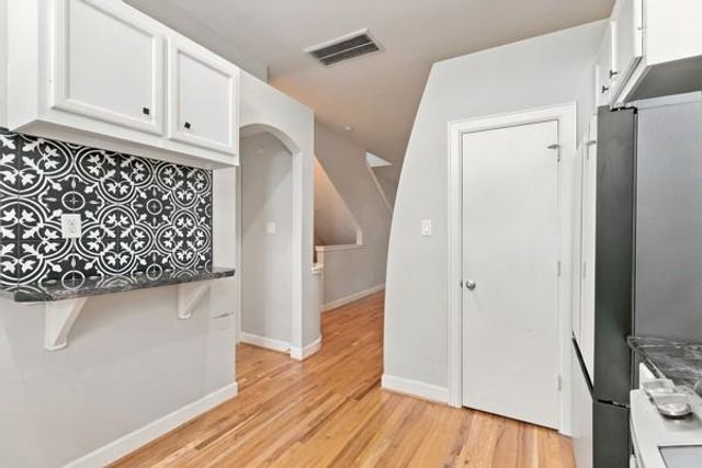 8710 Beverlyhill Street 204, Houston, TX 77063