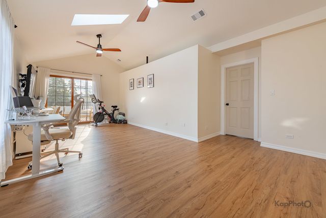 5649 S Natoma Avenue, Chicago, IL 60638