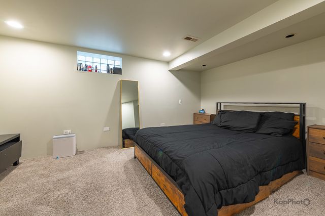 5649 S Natoma Avenue, Chicago, IL 60638